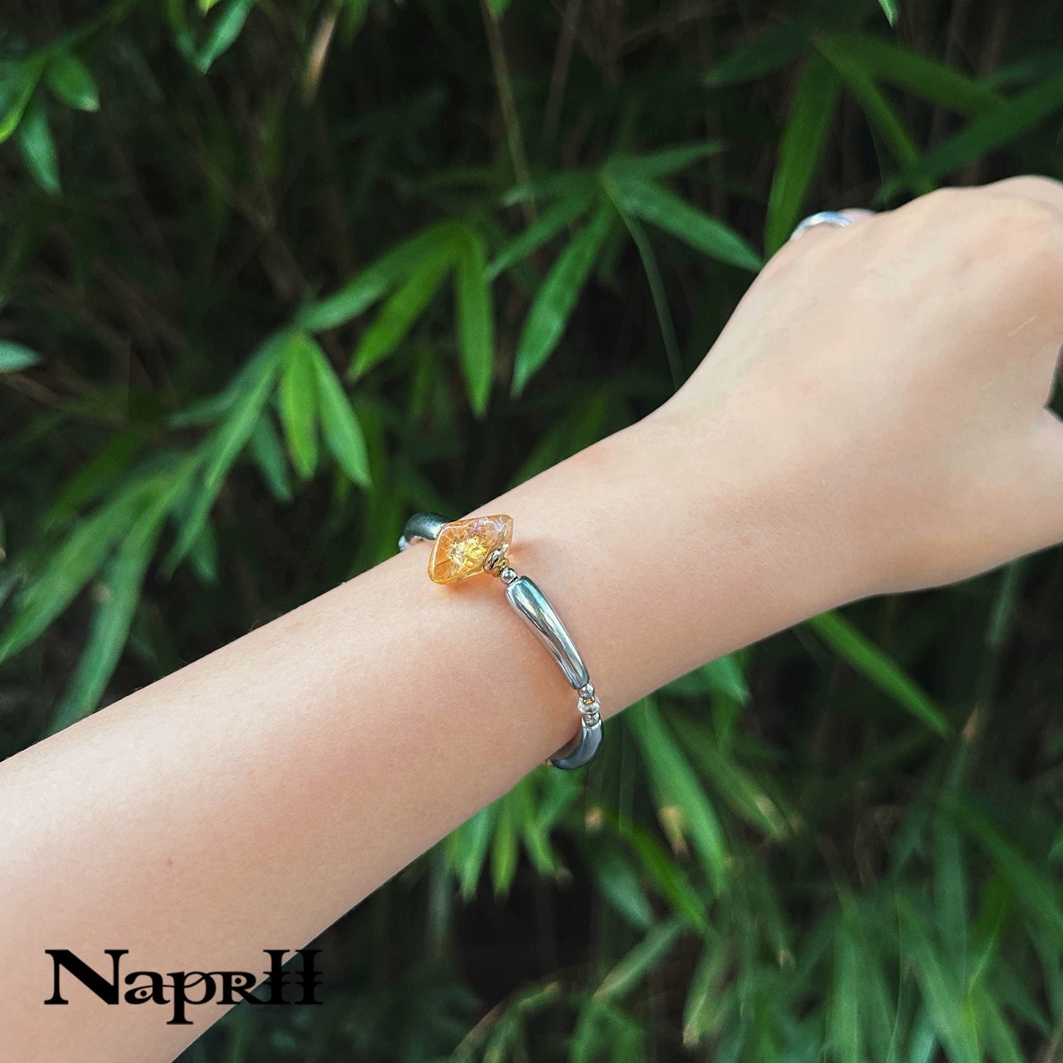 Natural crystal metal bracelet-185