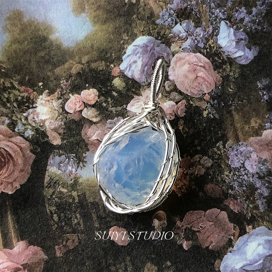 Frozen and sorrowful eyes-41