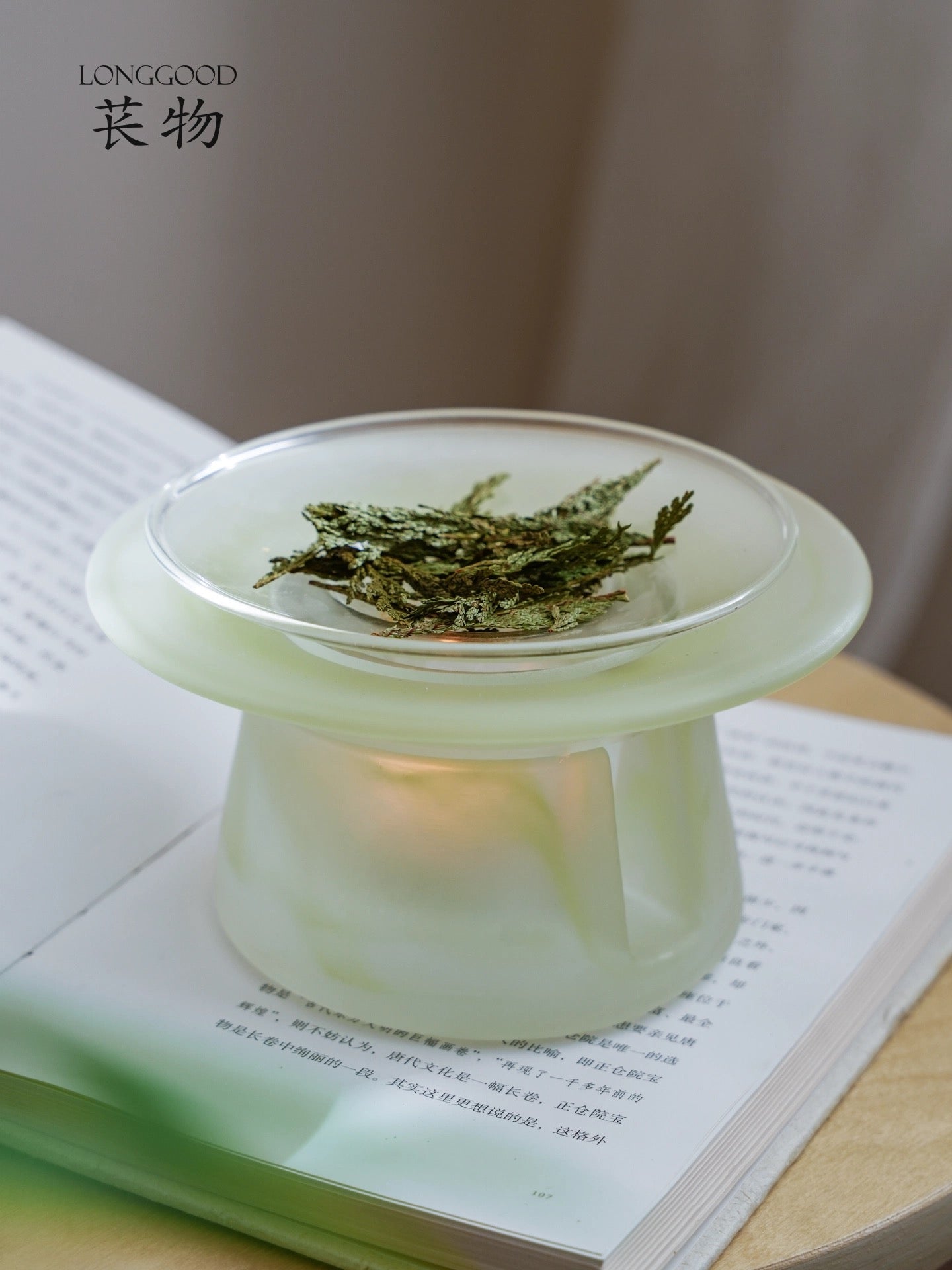 Crystal Charm in Smoke-162